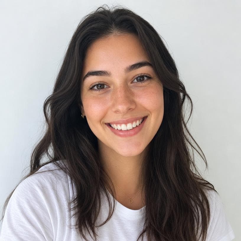 Sara, 23